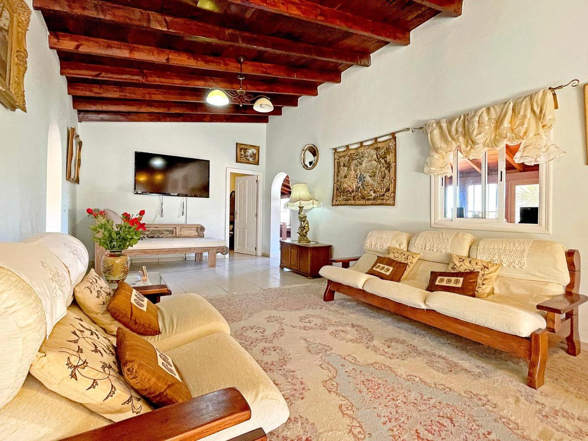 Arico Viejo Exquisite Rural House With Garden, Pool And Sea Views 빌라 외부 사진