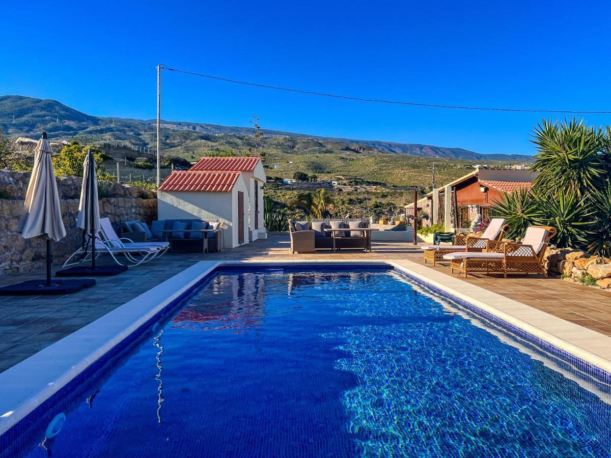 Arico Viejo Exquisite Rural House With Garden, Pool And Sea Views 빌라 외부 사진